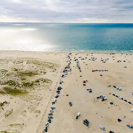 8 Person In Romo-by Traum * Kongsmark